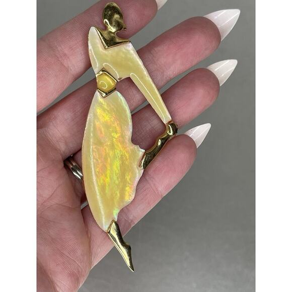 Vintage Park Lane Brooch Pearlized Lucite 3.5in Deco Style Retro Dancer Gold - Picture 2 of 5